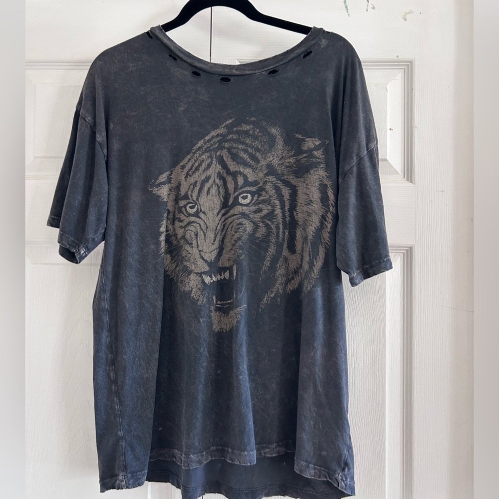 Vintage Charcoal Tiger Graphic Tee